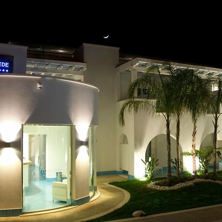 Ganimede Hotel Сперлонга Екстериор снимка