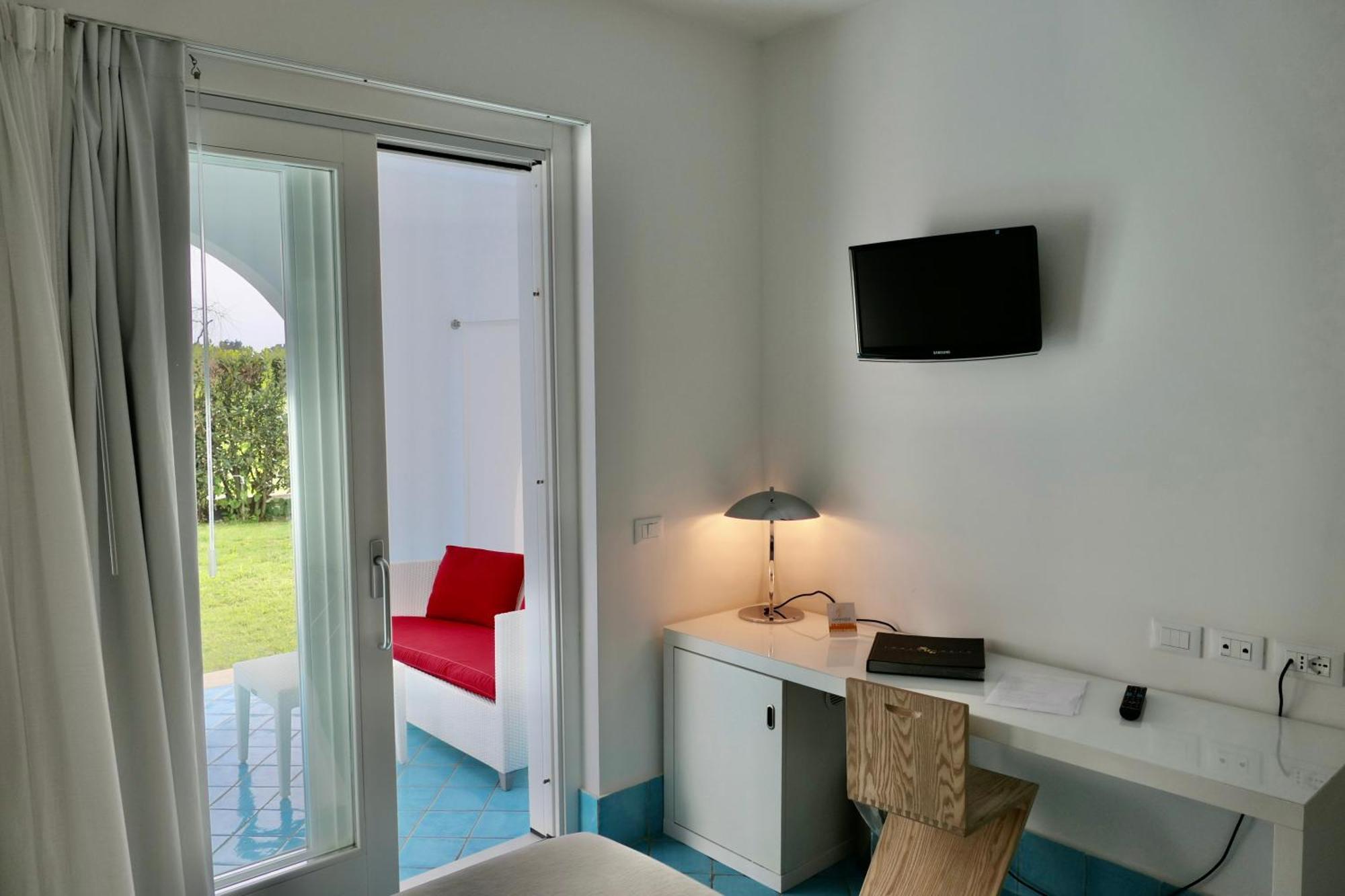 Ganimede Hotel Сперлонга Стая снимка
